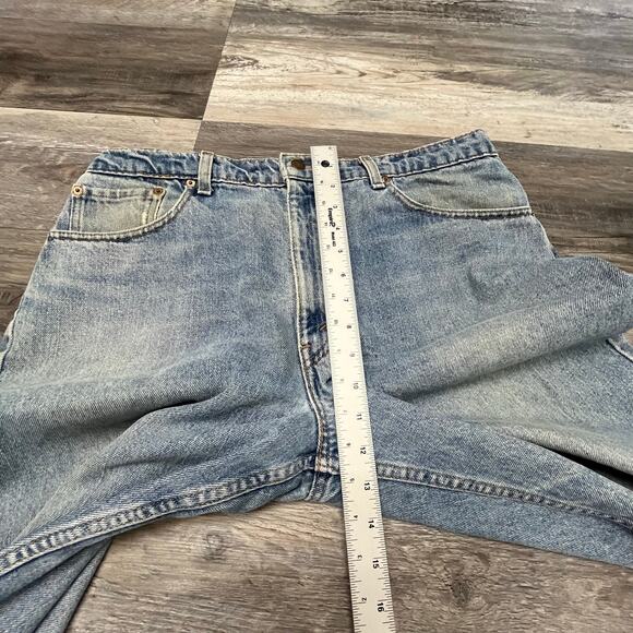 Vintage 90s Levis 550 Red Tab Light Wash Blue Mens 38 Relaxed Fit Denim Shorts - Picture 9 of 10